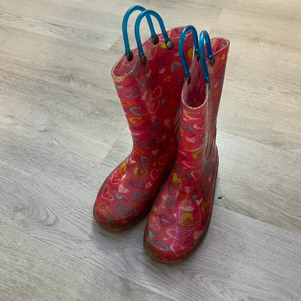 Western Chief‎ Rain Boots Kids Size 11/12 Pink Heart Print Glitter Sole Pull On